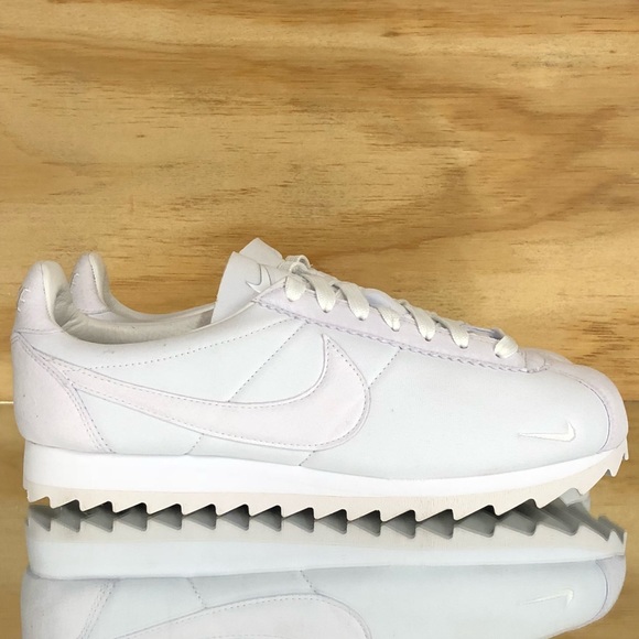 nike cortez shark low sp